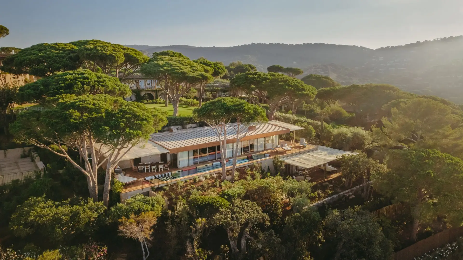 Lily of the Valley unveils its Philippe Starck-designed Villa W